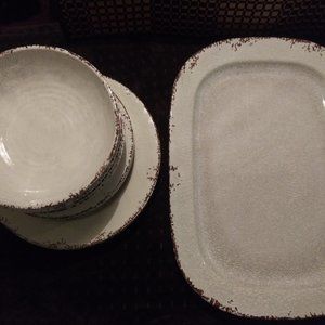 Williams Sonoma Rustic Outdoor Melamine Collection in Ivory